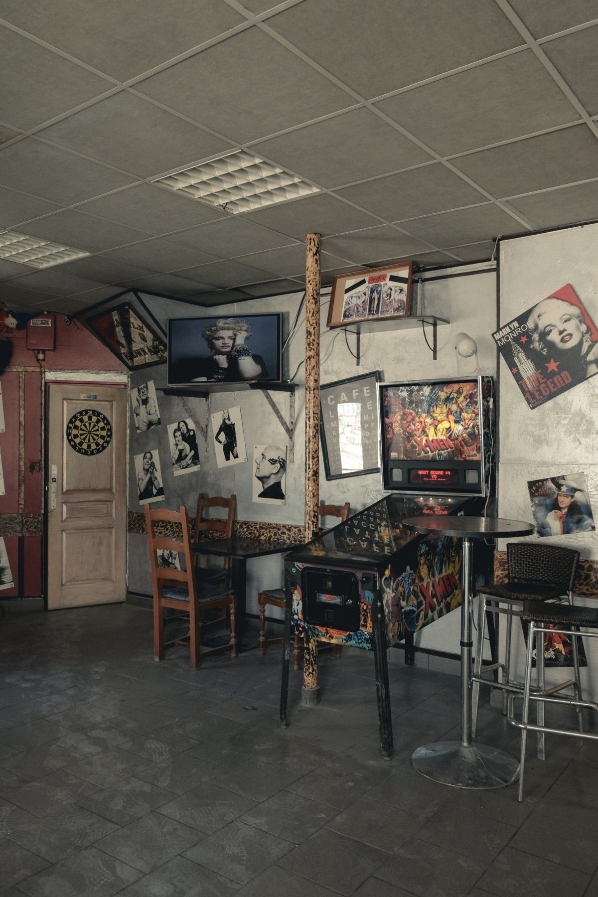 Abel Llavall-Ubach, La Plaine
