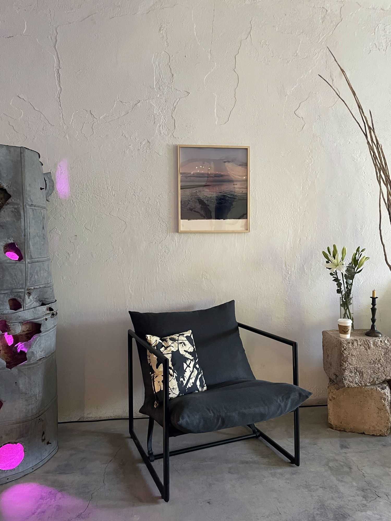 The lounge at The Dreamers Gallery